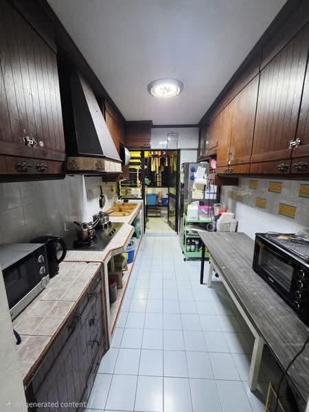 769 Bedok Reservoir View HDB Flat For Sale at S$ 679,999 | PropertyGuru Singapore - Kitchen