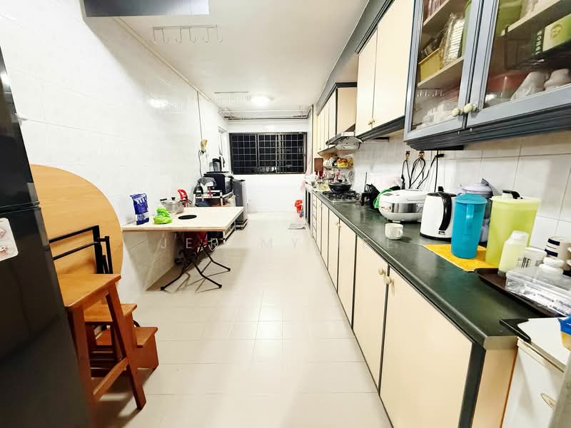 516 Hougang Avenue 10 HDB Flat For Sale at S$ 698,000 | PropertyGuru Singapore