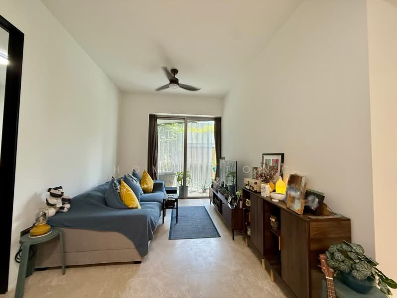 The Reef at King's Dock Condominium For Sale at S$ 2,600,000 | PropertyGuru Singapore - Living Room