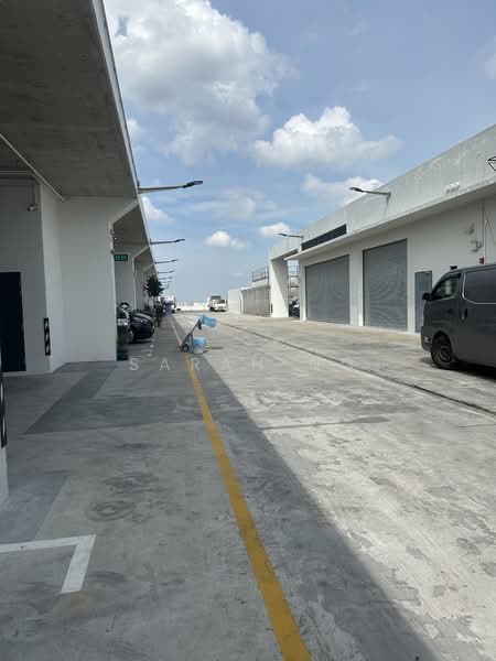 Ascent @ Gambas, 6 Gambas Way, 1,733 sqft, Factory / Workshop (B2) For Sale, by Sarah Ng, 500086971 - Exterior - CommercialGuru.com.sg