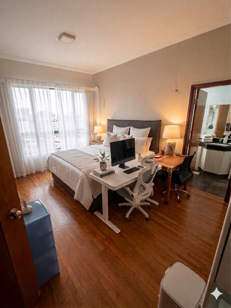 Bishan Loft Condominium For Sale at S$ 2,490,000 | PropertyGuru Singapore - Master Bedroom