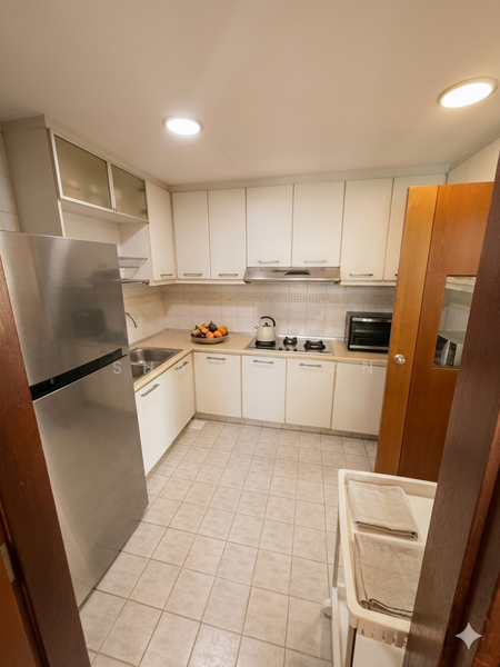 Bishan Loft Condominium For Sale at S$ 2,490,000 | PropertyGuru Singapore - Kitchen