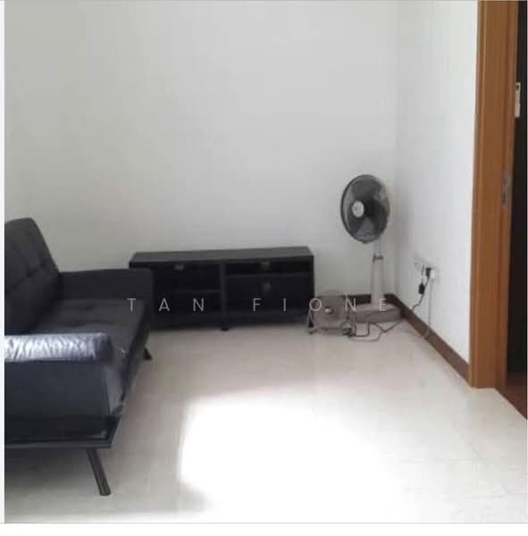 The Greenwich Condominium For Sale at S$ 860,000 | PropertyGuru Singapore - Living Room