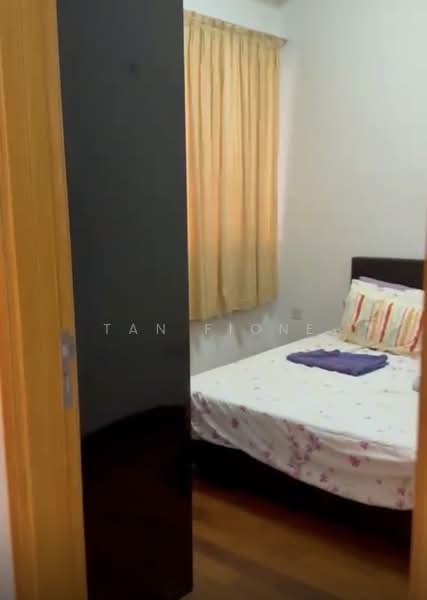 The Greenwich Condominium For Sale at S$ 860,000 | PropertyGuru Singapore - Bedroom