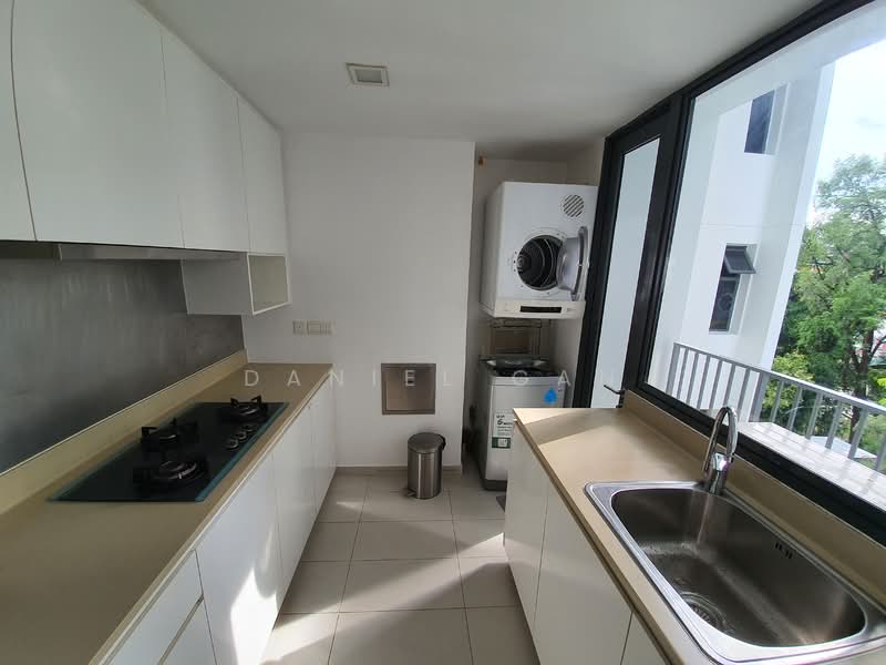 8 @ Woodleigh Condominium For Sale at S$ 1,700,000 | PropertyGuru Singapore - Kitchen