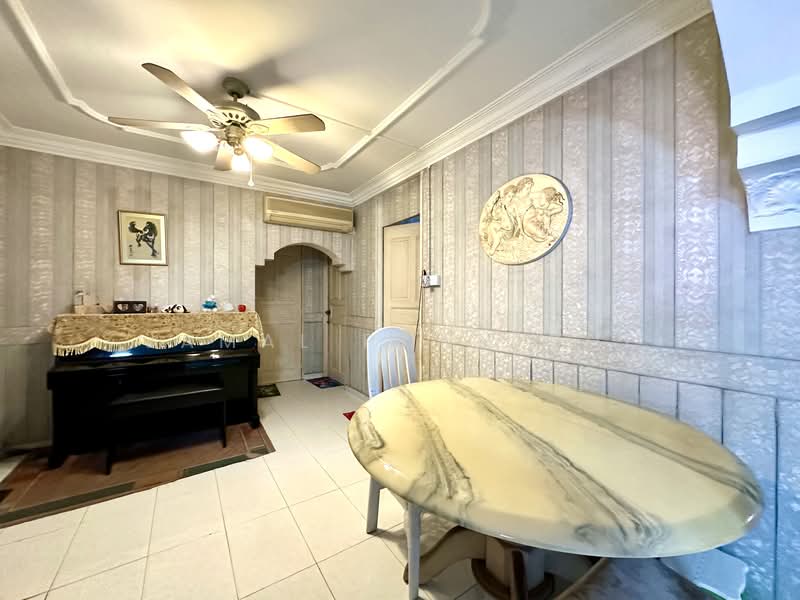 4 Toh Yi Drive HDB Flat For Sale at S$ 1,208,000 | PropertyGuru Singapore - Interior