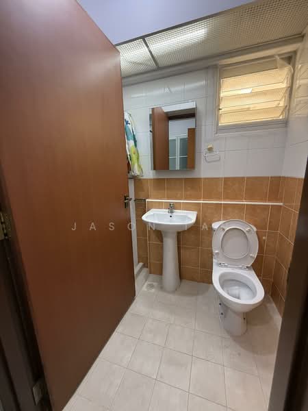 61A Strathmore Avenue, 61A Strathmore Avenue, 3 Bedrooms, 1,000 sqft, HDB Flat For Rent, by Jason Tan, 500087002 - PropertyGuru.com.sg