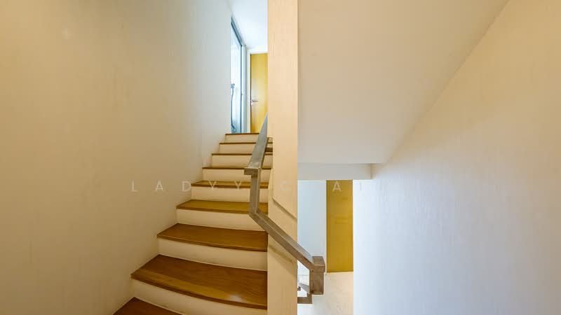 Skies Miltonia Condominium For Sale at S$ 2,900,000 | PropertyGuru Singapore - Interior