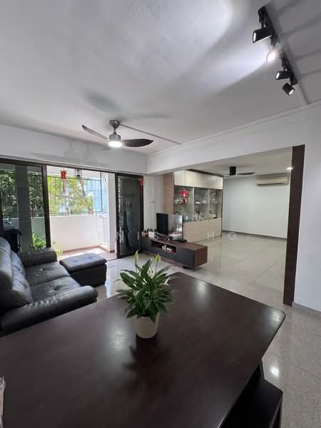 For Sale - 669C Jurong West Street 64