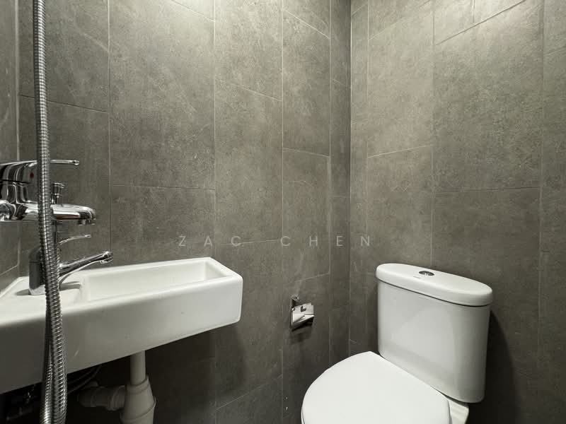 Midtown Modern Condominium For Sale at S$ 6,280,000 | PropertyGuru Singapore - Water Closet (Bathroom 4)