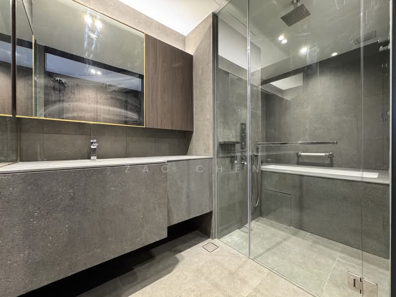 Midtown Modern, 18 Tan Quee Lan Street, 4 Bedrooms, 1,808 sqft, Condominium For Rent, by Zac Chen, 500087058 - Master Bathroom - PropertyGuru.com.sg