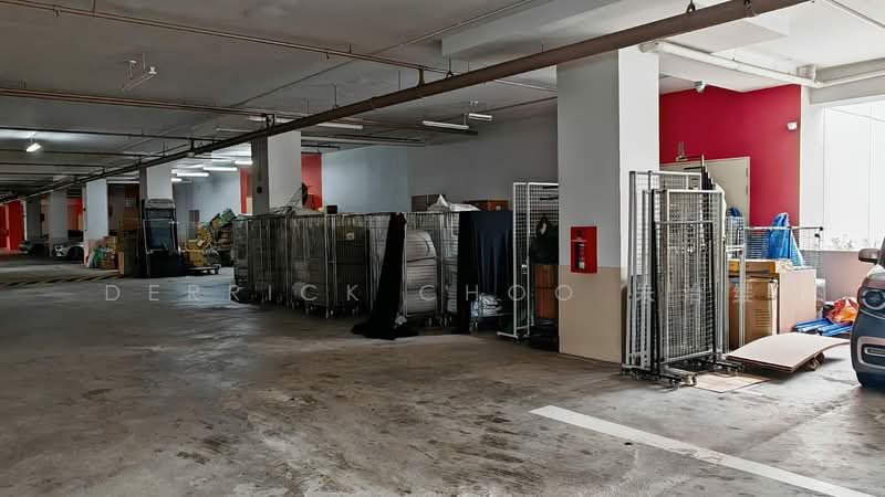 Woodlands 11, 11 Woodlands Close, 900 sqft, Light Industrial (B1) For Rent, by Derrick Choo 朱治维, 500087059 - Car Park - CommercialGuru.com.sg