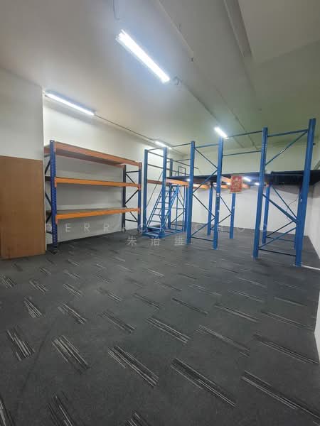 Woodlands 11, 11 Woodlands Close, 900 sqft, Light Industrial (B1) For Rent, by Derrick Choo 朱治维, 500087059 - Interior - CommercialGuru.com.sg