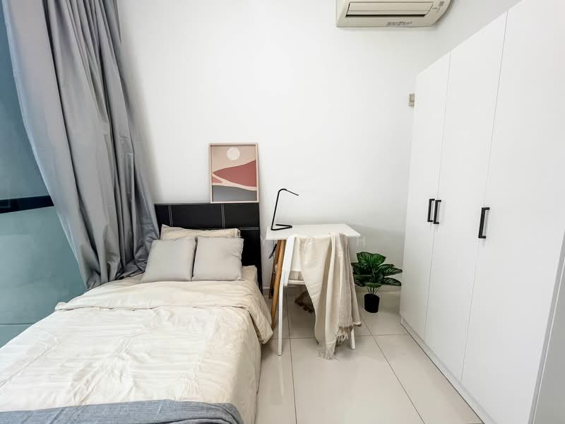 Twin Waterfalls Executive Condominium For Sale at S$ 1,750,000 | PropertyGuru Singapore - Bedroom