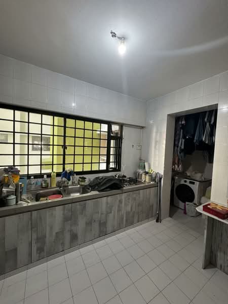 Braddell View Apartment For Sale at S$ 1,800,000 | PropertyGuru Singapore - Kitchen