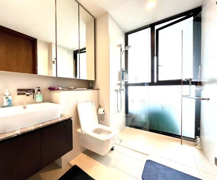 Spottiswoode Residences, 48 Spottiswoode Park Road, 3 Bedrooms, 1,421 sqft, Condominium For Rent, by Julin Tan, 500087070 - Bathroom - PropertyGuru.com.sg