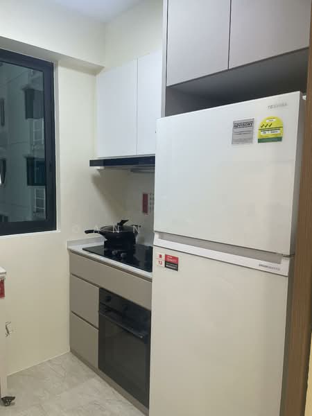 Kingsford Waterbay, Upper Serangoon View, Room Rental, 90 sqft, Condominium For Rent, by Joanne Chia, 500087079 - Kitchen - PropertyGuru.com.sg