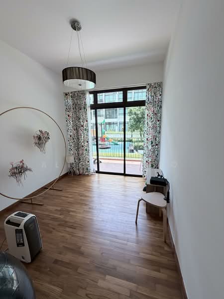 Varsity Park Condominium Condominium For Sale at S$ 3,000,000 | PropertyGuru Singapore - Living Room