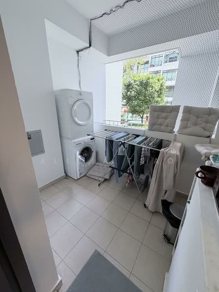 Varsity Park Condominium Condominium For Sale at S$ 3,000,000 | PropertyGuru Singapore