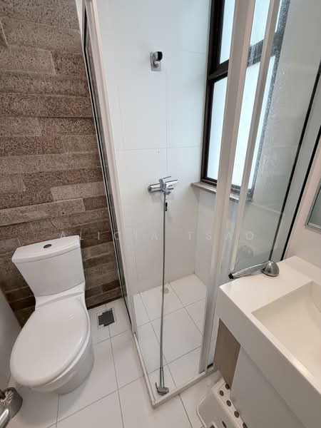 Varsity Park Condominium Condominium For Sale at S$ 3,000,000 | PropertyGuru Singapore