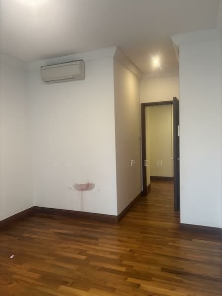 River Place Condominium For Sale at S$ 4,166,470 | PropertyGuru Singapore - Interior