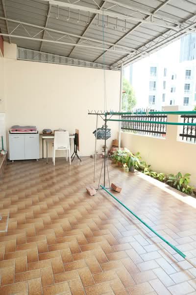 Phoenix Garden Semi-Detached House For Sale at S$ 5,900,000 | PropertyGuru Singapore - Outdoor kitchen