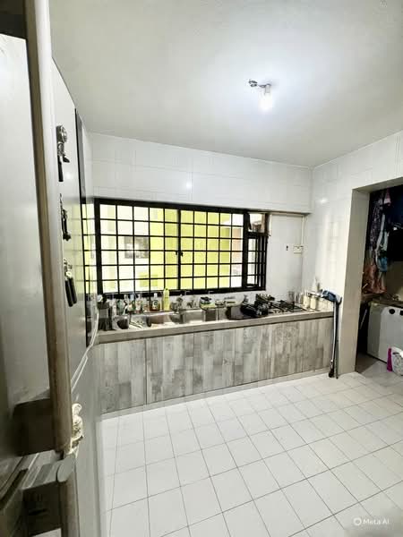 Braddell View Apartment For Sale at S$ 1,800,000 | PropertyGuru Singapore - Kitchen