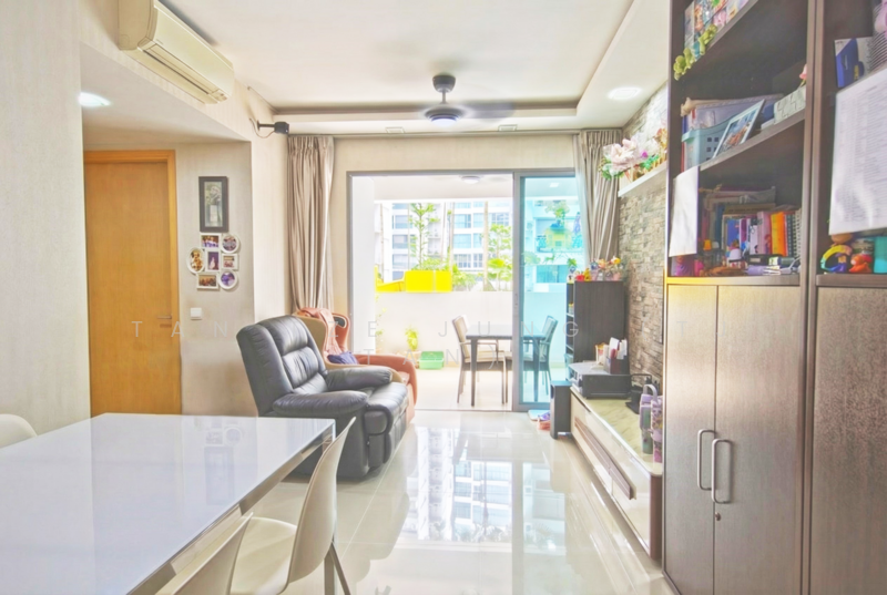 A Treasure Trove Condominium For Sale at S$ 1,650,000 | PropertyGuru Singapore - Living Room
