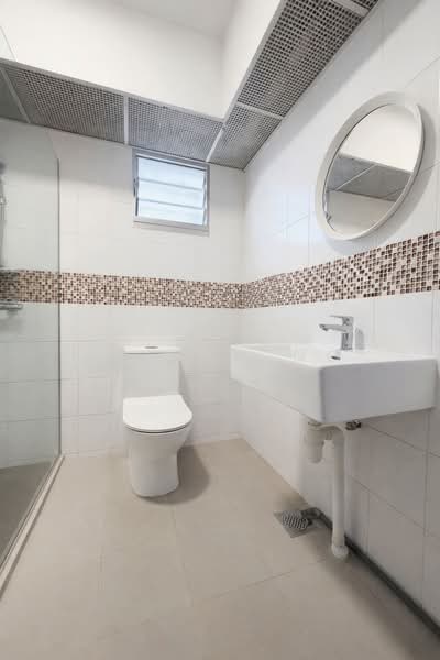 430B Fernvale Link HDB Flat For Sale at S$ 668,000 | PropertyGuru Singapore - Bathroom
