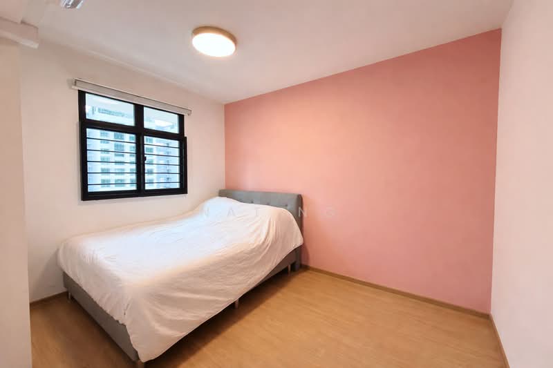 415B Northshore Drive HDB Flat For Sale at S$ 780,000 | PropertyGuru Singapore - Bedroom