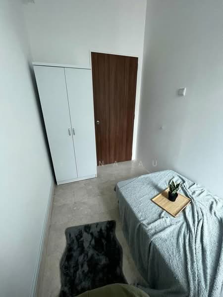 Cherry Gardens, 61 Lorong Lew Lian, Room Rental, 100 sqft, Condominium For Rent, by Elena Au, 500087177 - Bedroom - PropertyGuru.com.sg
