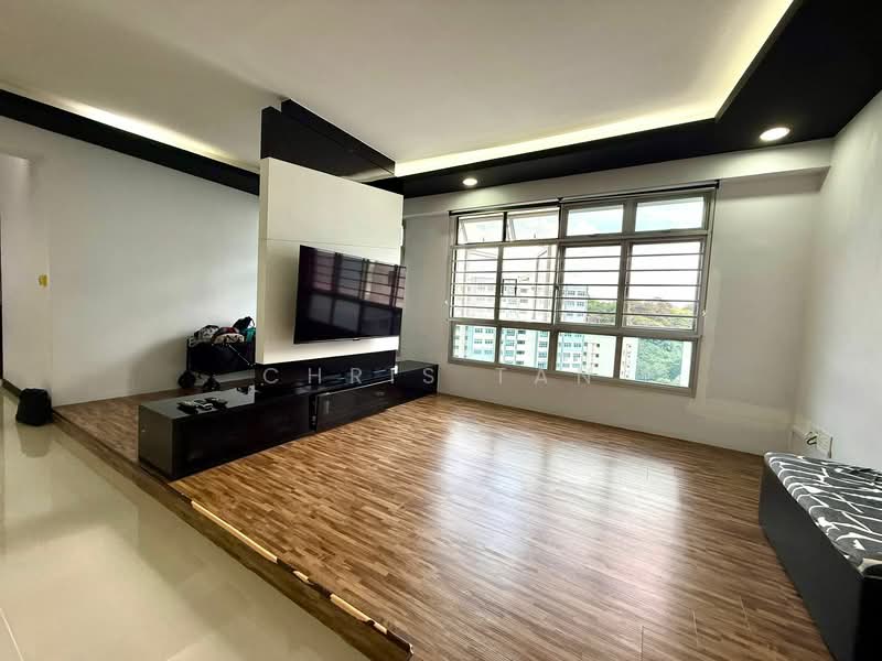 511A Yishun Street 51 HDB Flat For Sale at S$ 780,000 | PropertyGuru Singapore - Living Room