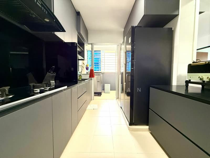511A Yishun Street 51 HDB Flat For Sale at S$ 780,000 | PropertyGuru Singapore - Kitchen