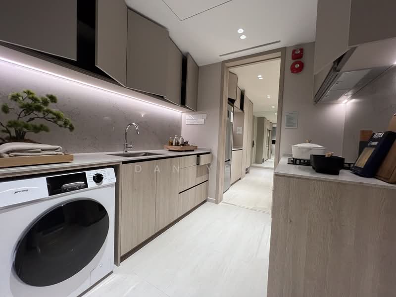 Narra Residences Condominium For Sale at S$ 2,121,000 | PropertyGuru Singapore - Kitchen