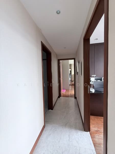 Belmond Green Condominium For Sale at S$ 2,820,000 | PropertyGuru Singapore - Corridor
