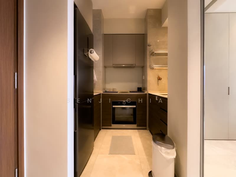 Stirling Residences Condominium For Sale at S$ 1,600,000 | PropertyGuru Singapore - Kitchen