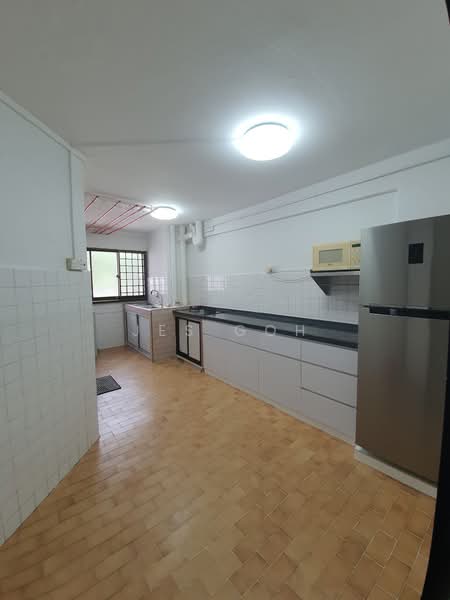 238 Bukit Batok East Avenue 5 HDB Flat For Sale at S$ 418,000 | PropertyGuru Singapore