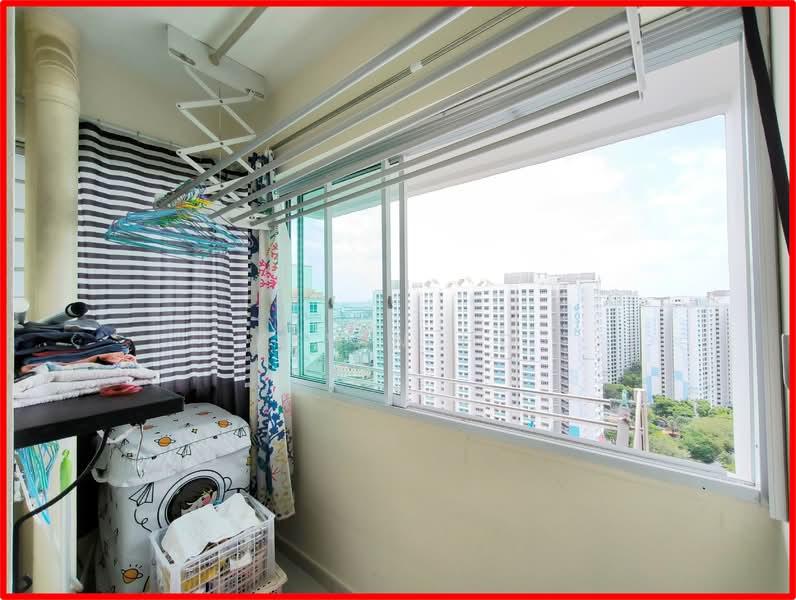 410B Fernvale Road HDB Flat For Sale at S$ 740,000 | PropertyGuru Singapore - Balcony