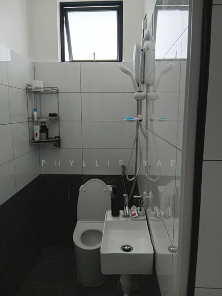 East Coast/ Siglap Drive, , Room Rental, 180 sqft, Apartment For Rent, by Phyllis Yap, 500087224 - Bathroom - PropertyGuru.com.sg