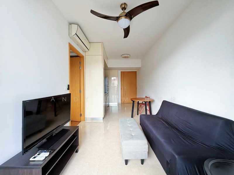 Commonwealth Towers Condominium For Sale at S$ 968,000 | PropertyGuru Singapore - Living Room