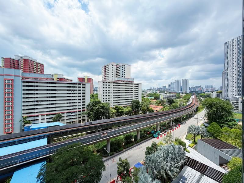 Commonwealth Towers Condominium For Sale at S$ 968,000 | PropertyGuru Singapore - Exterior