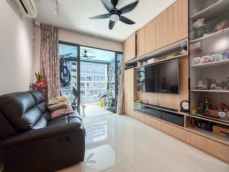 Wandervale, 357 Choa Chu Kang Avenue 3, 3 Bedrooms, 1,087 sqft, Executive Condominium For Rent, by Cheryl Loh, 500087233 - Living Room - PropertyGuru.com.sg