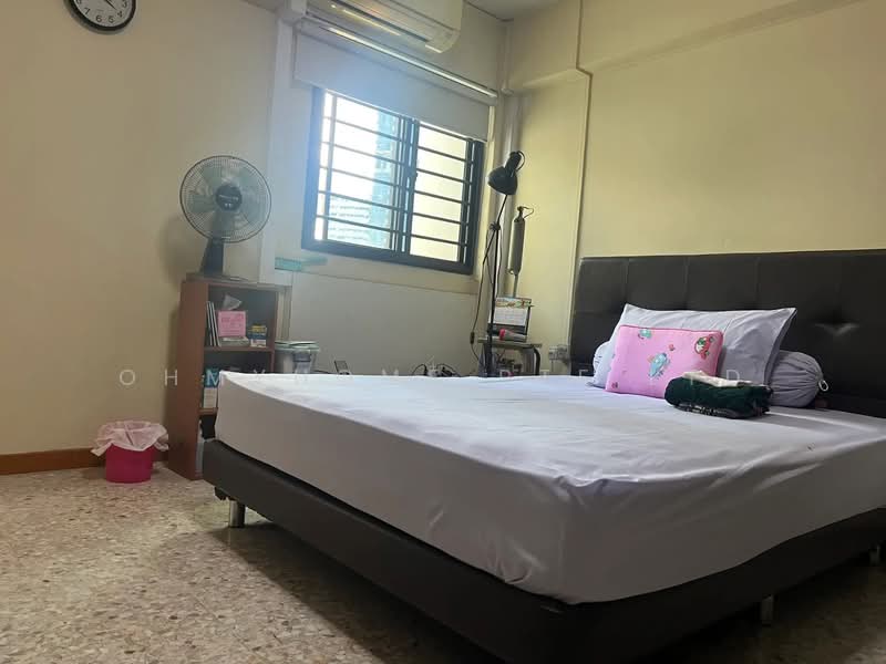 102 Jalan Rajah HDB Flat For Sale at S$ 580,000 | PropertyGuru Singapore - Bedroom