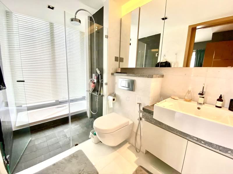 The Oceanfront @ Sentosa Cove Condominium For Sale at S$ 2,450,000 | PropertyGuru Singapore - Bathroom