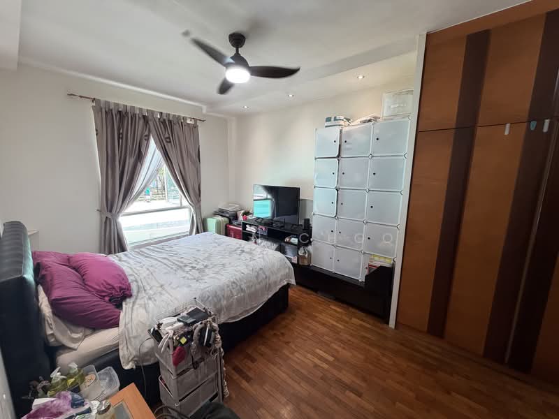 Yishun Emerald Condominium For Sale at S$ 1,680,000 | PropertyGuru Singapore - Bedroom