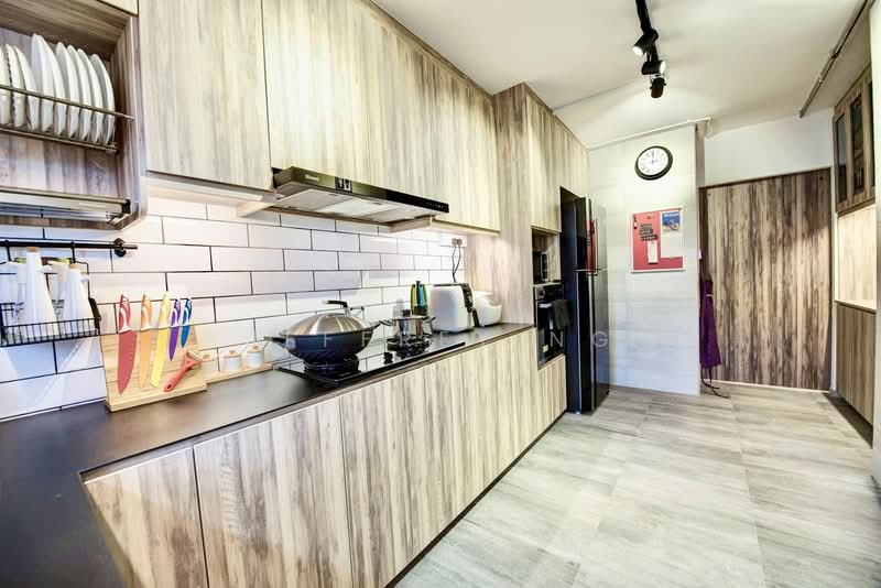 139 Rivervale Street HDB Flat For Sale at S$ 920,000 | PropertyGuru Singapore - Kitchen