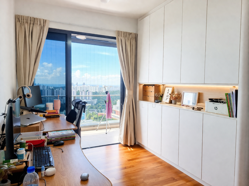 Stirling Residences Condominium For Sale at S$ 2,990,000 | PropertyGuru Singapore - Study
