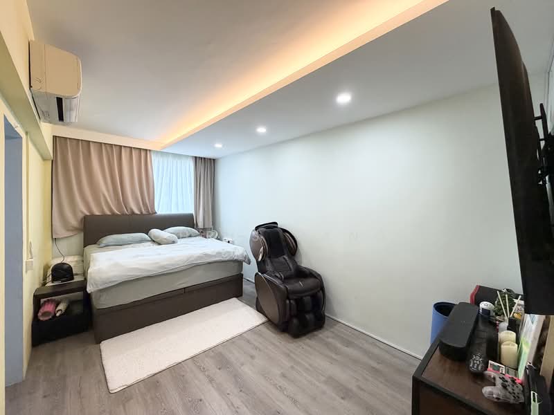 523 Serangoon North Avenue 4 HDB Flat For Sale at S$ 899,000 | PropertyGuru Singapore - Bedroom