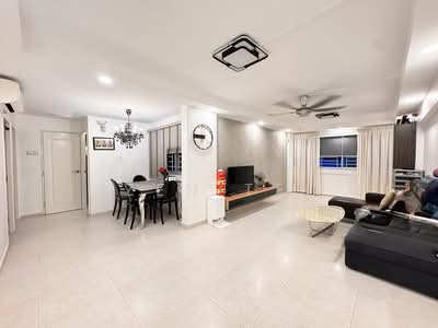 For Sale - 852 Tampines Street 82