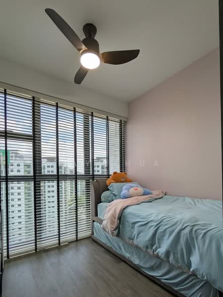 Prive Condominium For Sale at S$ 1,838,008 | PropertyGuru Singapore - Bedroom